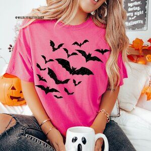 NEW Comfort Colors Black Glitter Flying Bats Halloween Soft Cotton Tee Shirt
